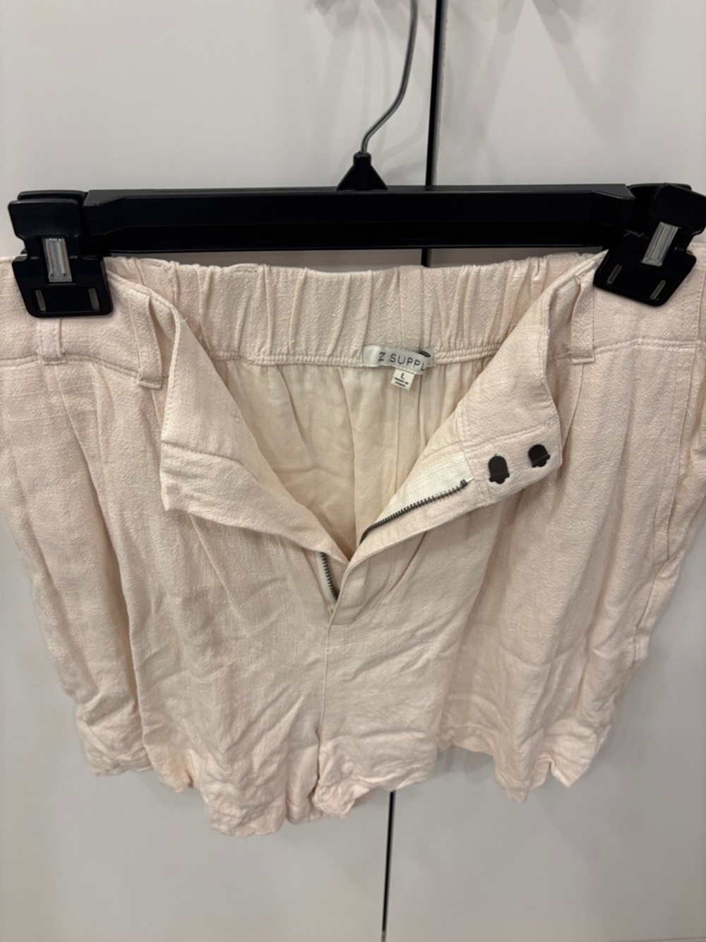 Z Supply Women's Light Cream Linen-Blend Bermuda Shorts